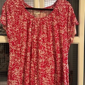 Elegant Red and White Patterned Blouse
